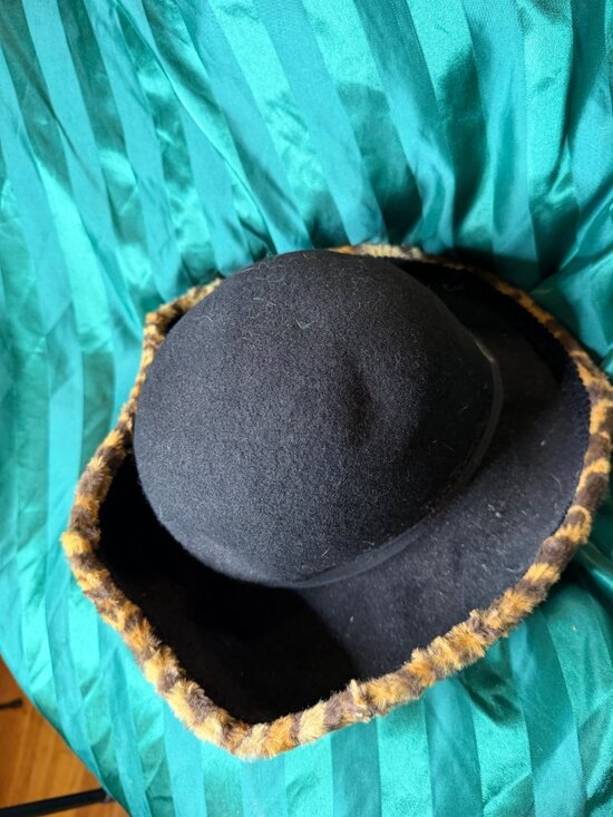 Sonni San Francisco Wool Fedora – Leopard Print – Film Prop main image 5